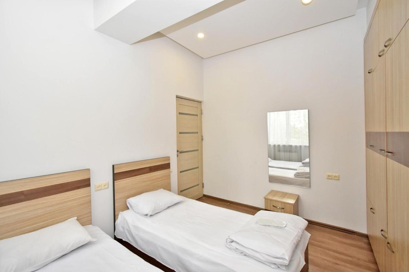 Rent Inn Yerevan On Chaykovski Street מראה חיצוני תמונה